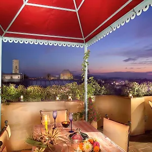 Boutique Antica Johlea *** Florence